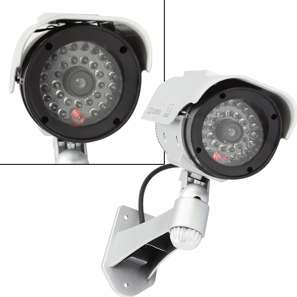 com-four® 2x Telecamera finta per esterno - telecamera fittizia con supporto a parete - telecamera di sicurezza solare con LED per la casa (02 pezzi)