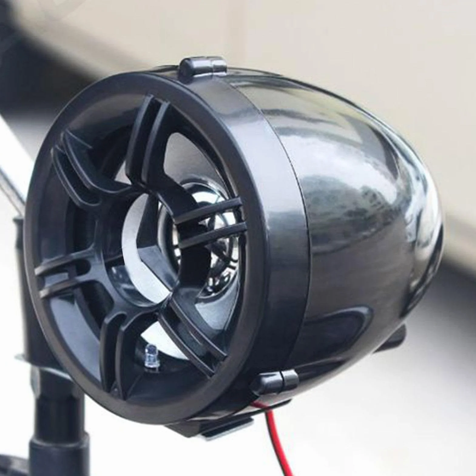 audio per moto, altoparlanti impermeabili per moto, altoparlanti stereo da 10,2 cm, amplificatore AUX MP3 integrato classe D da 300 Watt, adatto per manubri da 1 a 1,25 pollici
