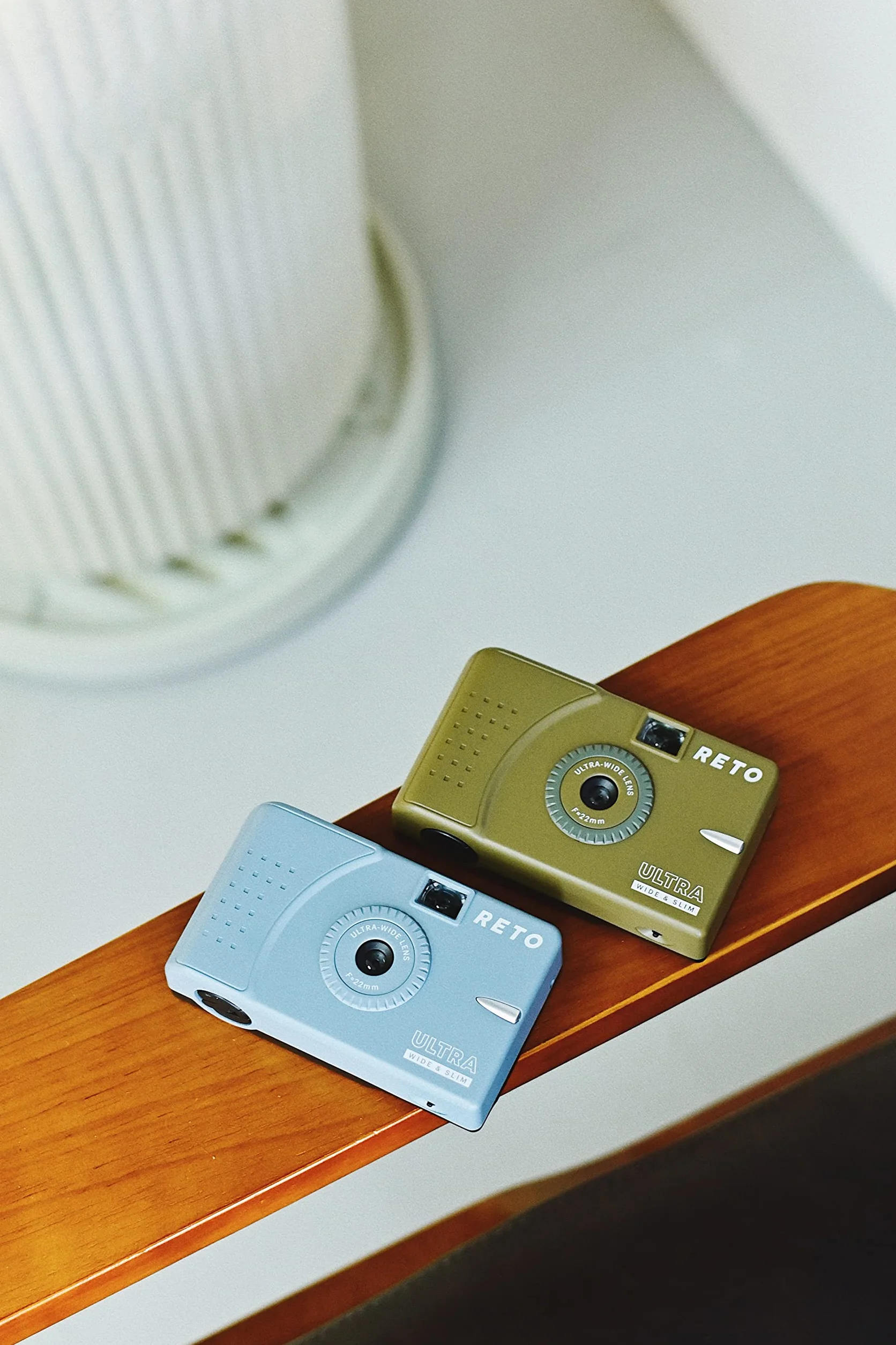 RETO Ultra Wide & Slim 35 mm Riutilizzabile Fotocamera (Olive)