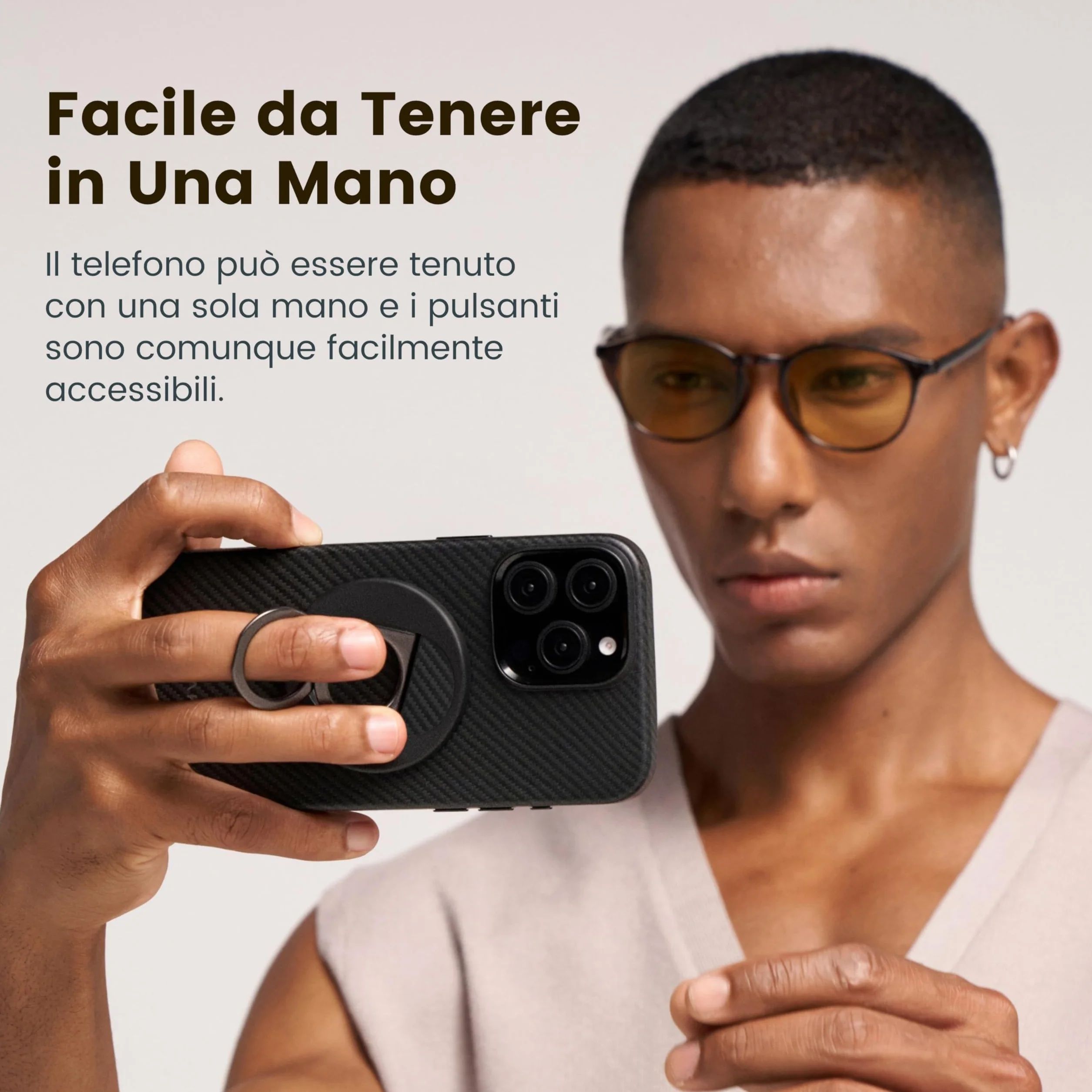 PITAKA Anello Magnetico Gancio Per Cellulare compatibile con il iPhone 16/15/14/13/12, Regolazione Supporto per Telefono compatibile con Magsafe, Leggero Impugnatura Stand [MagEZ Grip 3] Nero/Grigio