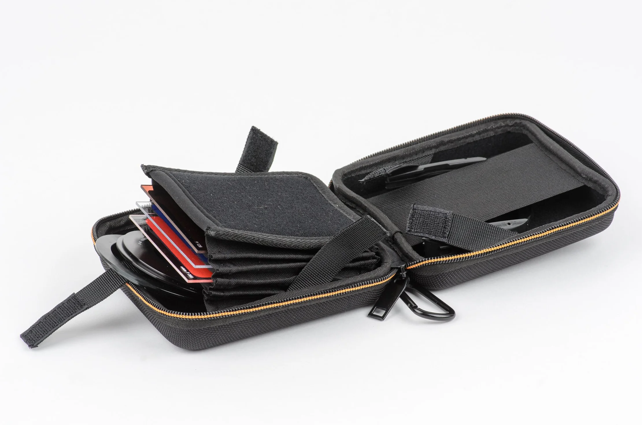 Cokin P3068, Custodia semi-rigida per portafiltro nero